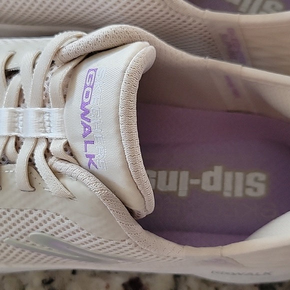 Skechers go walk slip in sneakers - Picture 3 of 9